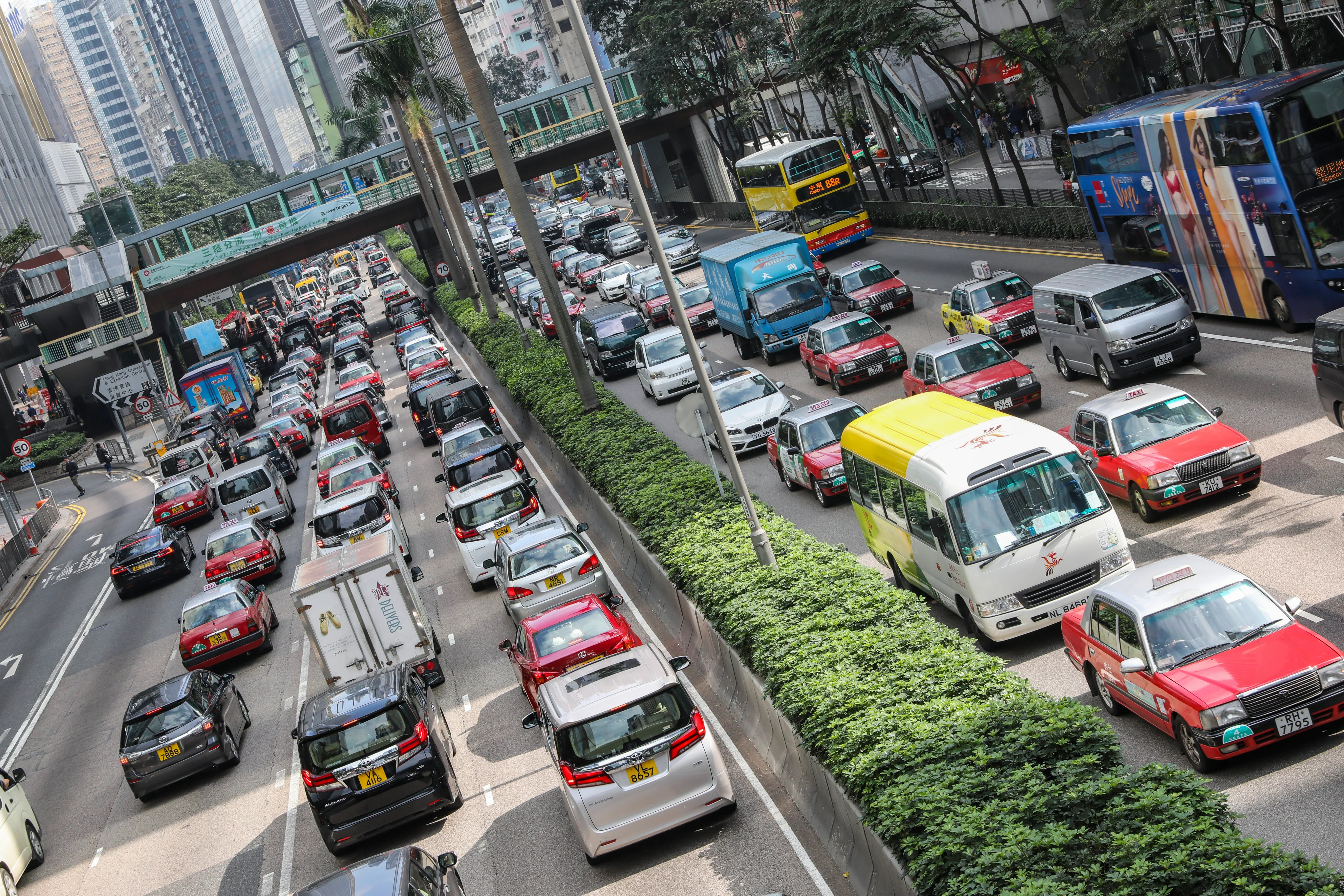 Why Smart Travelers Choose to Rent a Car in Shenzhen China
