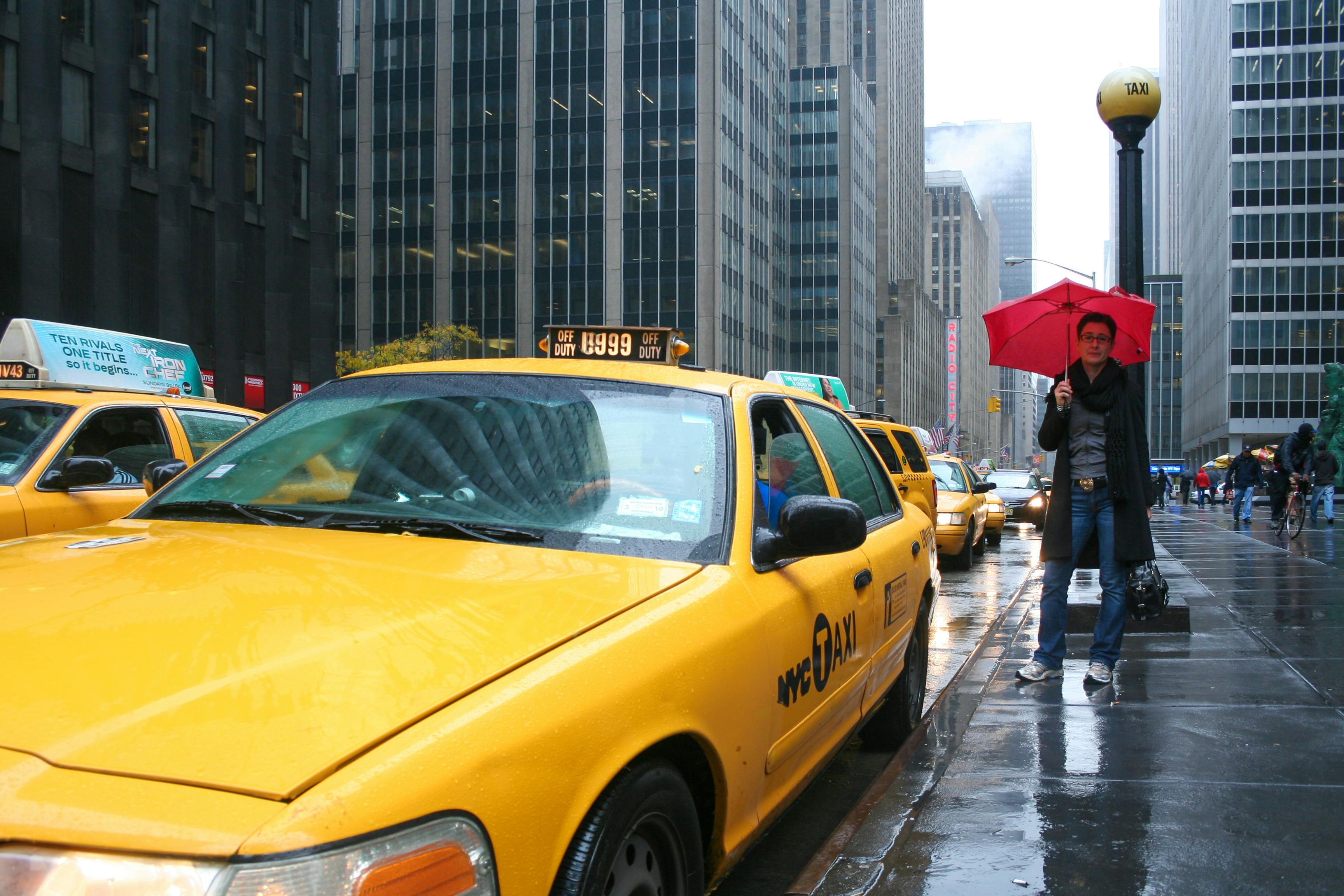 Gatwick Minicabs – Safe, Punctual, and Affordable